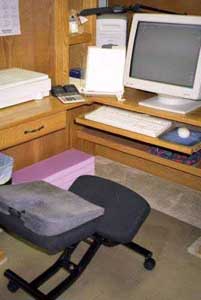 kneeling chair with coccyx cushion