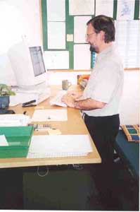 sit/stand workstation